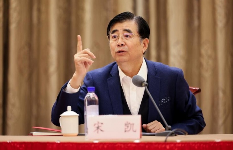 宋凯：中国女足的核心问题是技术基础薄弱，6-12岁技术训练不足